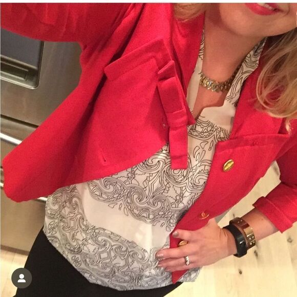 CABi Scrollwork Cream/Gray V-Neck Sleeveless Blous/Tunic #3091. Size Medium NWOT - Picture 5 of 10